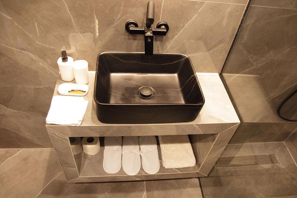 P J Luxury Suites 세레스 외부 사진