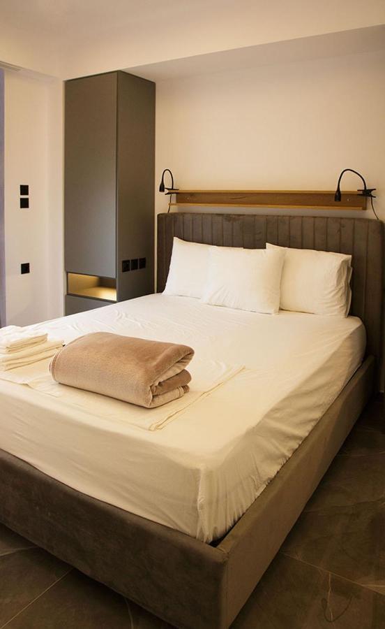 P J Luxury Suites 세레스 외부 사진